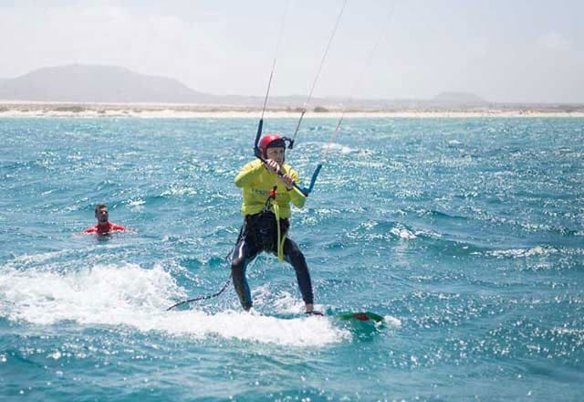The kitesurfing course involves a lot of practice