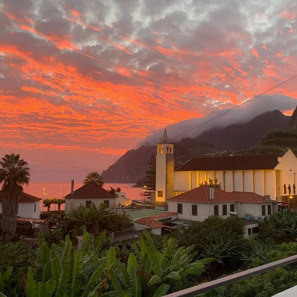 Experience beautiful sunsets on a Madeira surf holiday